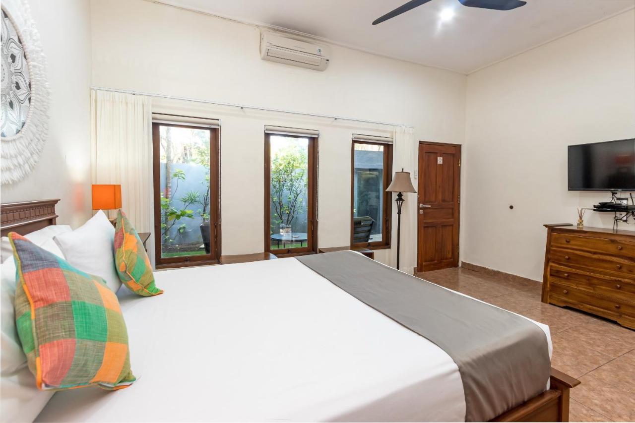 Villa Yati 塞米亚克 外观 照片